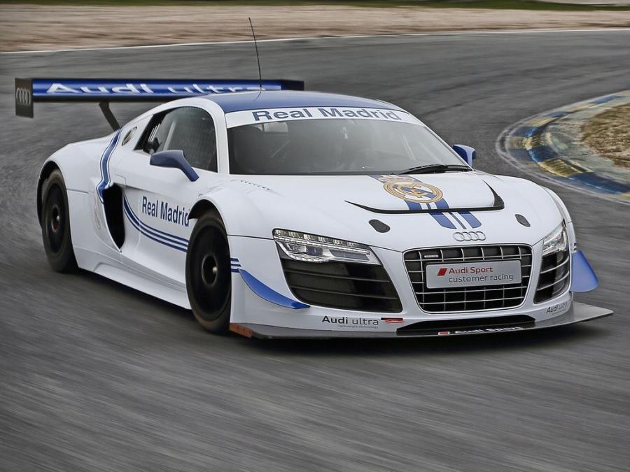  Audi R8 LMS Ultra 2012 года  (фото 1 из 9)